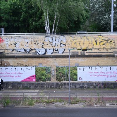 „Wohin führen diese Gleise?!“ Werkschau-Eröffnung und Plakat-Aktion unter den Yorckbrücken